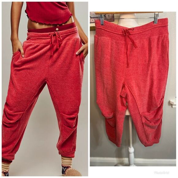 Free People Intimately Cozy Red Fleece
Jogger Pants Small Oversized - Picture 1 of 14